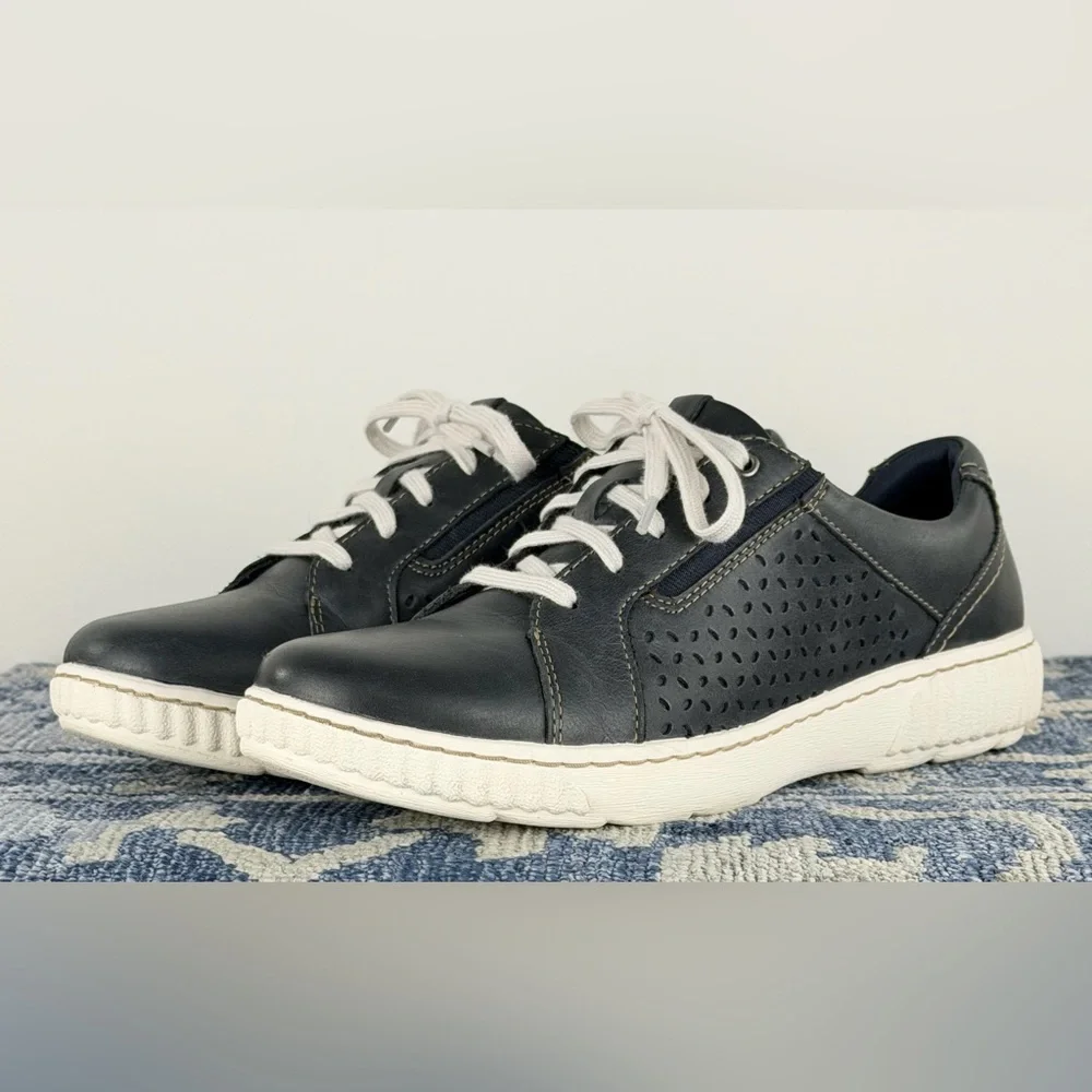 Clarks caroline ella
